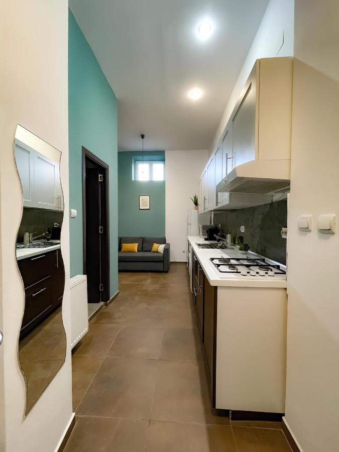 Cool Flat In The Heart Of Bucharest'S Fun And History Apartment Ngoại thất bức ảnh