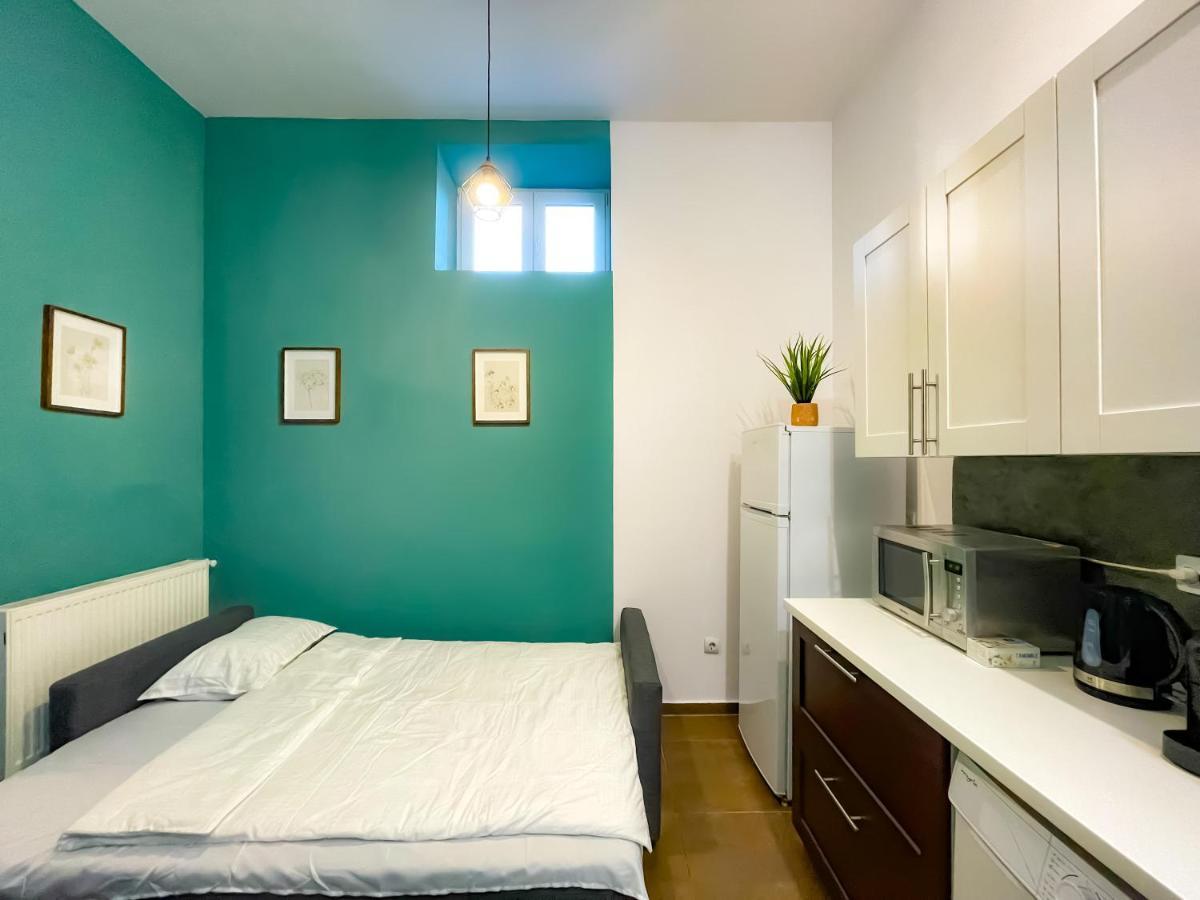 Cool Flat In The Heart Of Bucharest'S Fun And History Apartment Ngoại thất bức ảnh