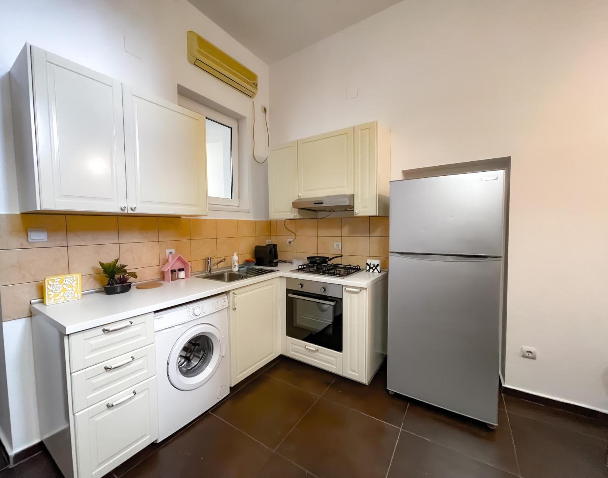 Cool Flat In The Heart Of Bucharest'S Fun And History Apartment Ngoại thất bức ảnh