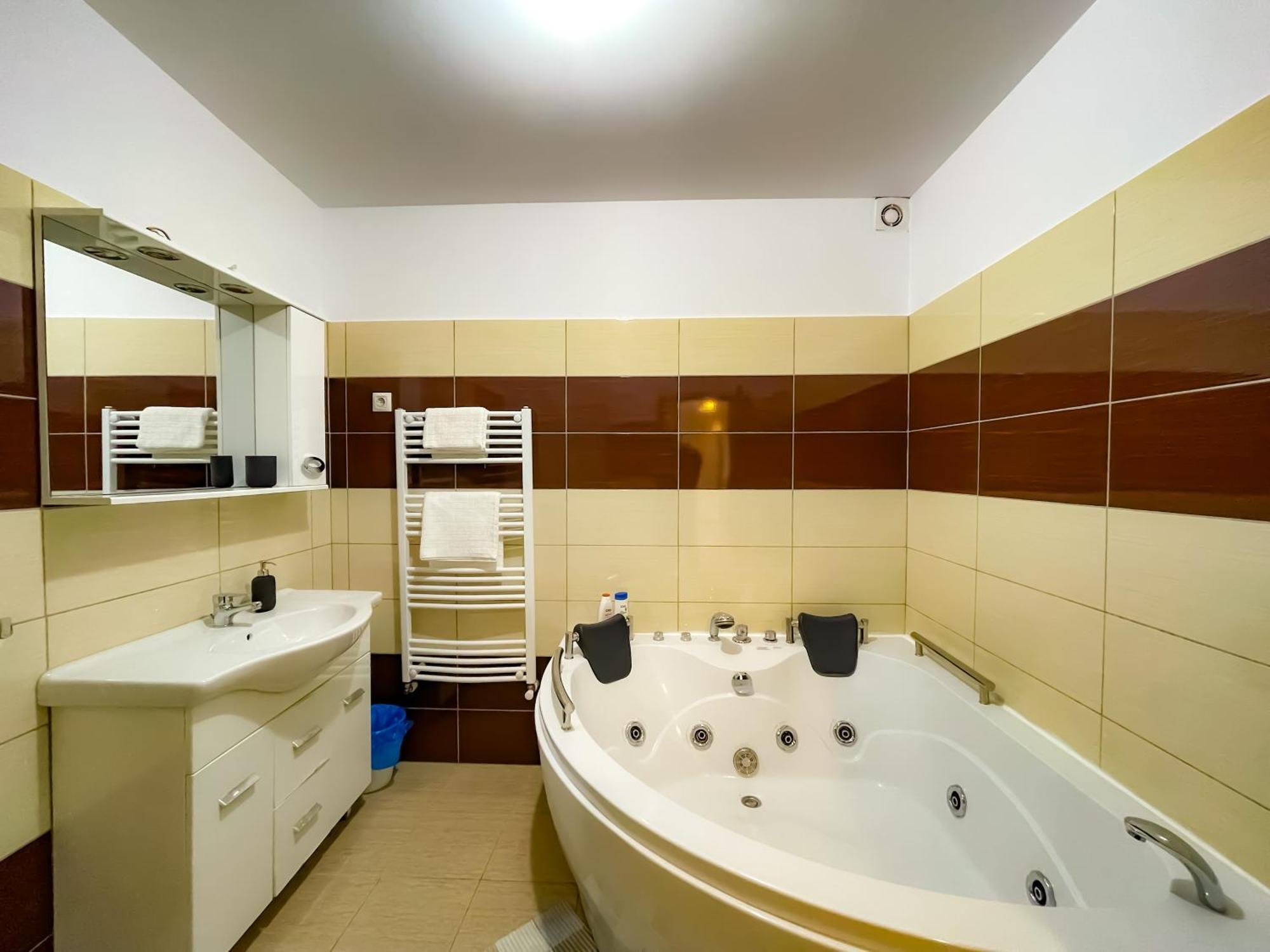 Cool Flat In The Heart Of Bucharest'S Fun And History Apartment Ngoại thất bức ảnh